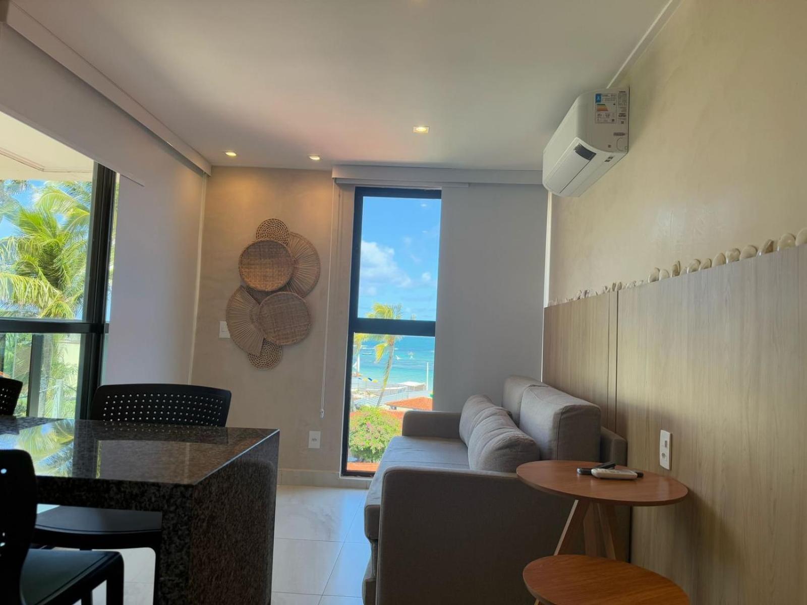 Flat Pe Na Areia Na De Proximo As Piscinas Naturais. *