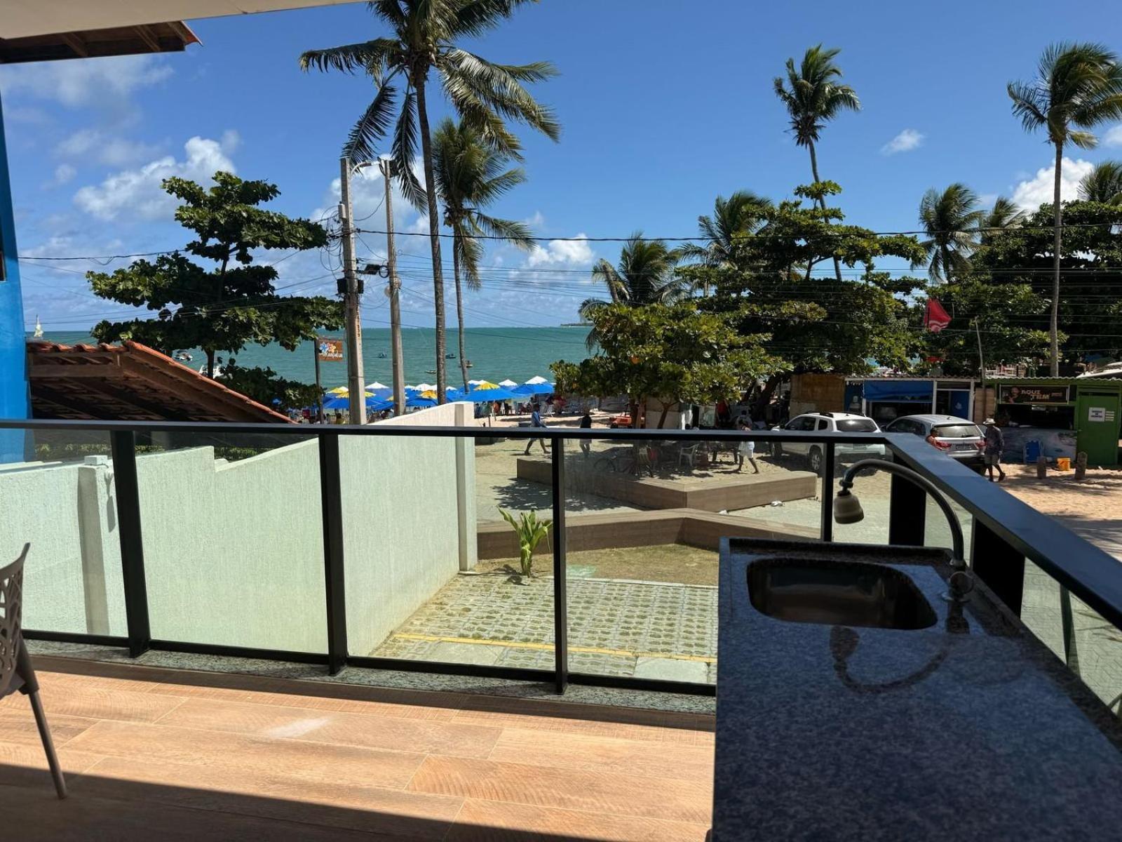 Flat Pe Na Areia Na De Proximo As Piscinas Naturais. *