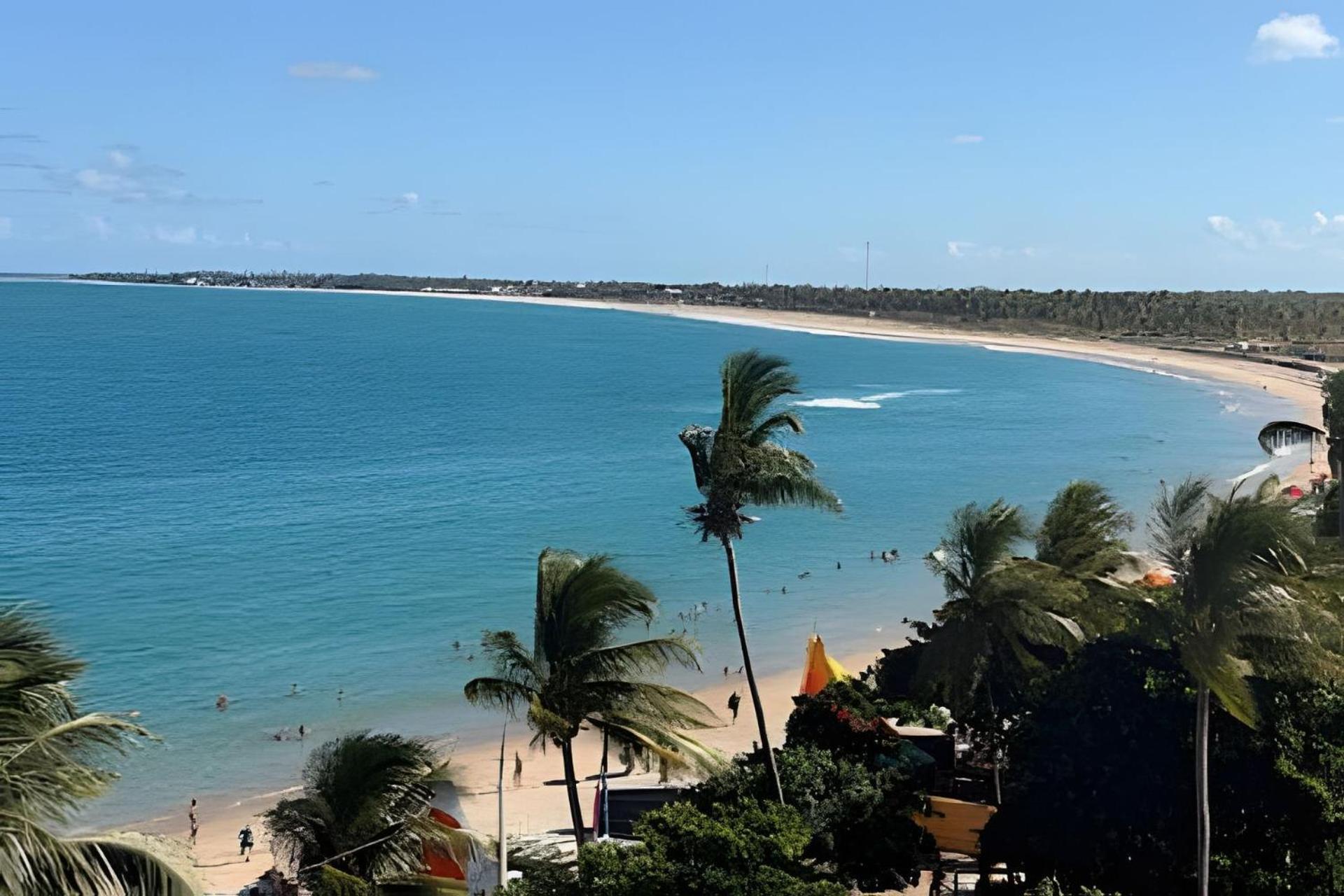 Flat Pe Na Areia Na De Proximo As Piscinas Naturais. *