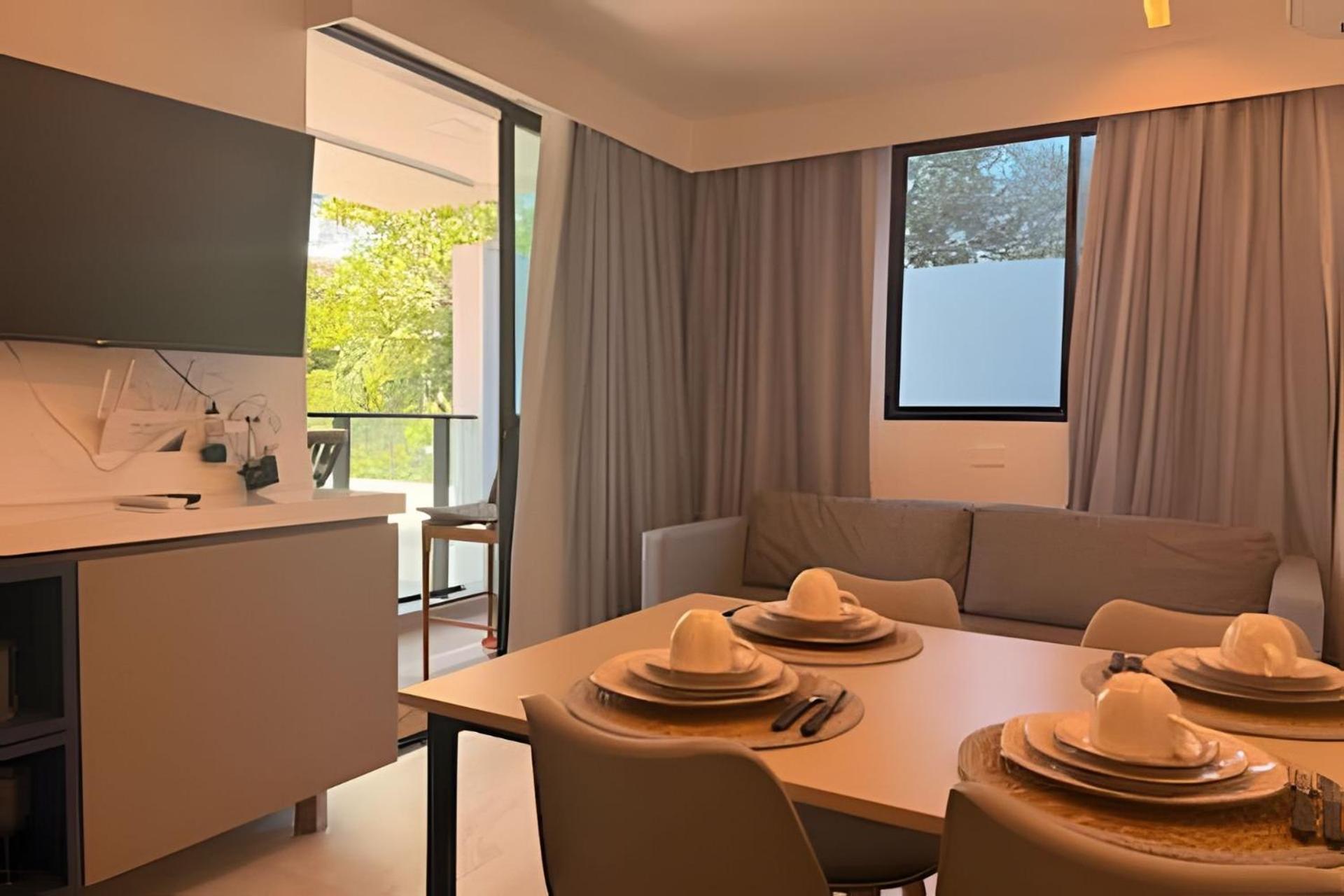 Flat Pe Na Areia Na De Proximo As Piscinas Naturais. Apartment *